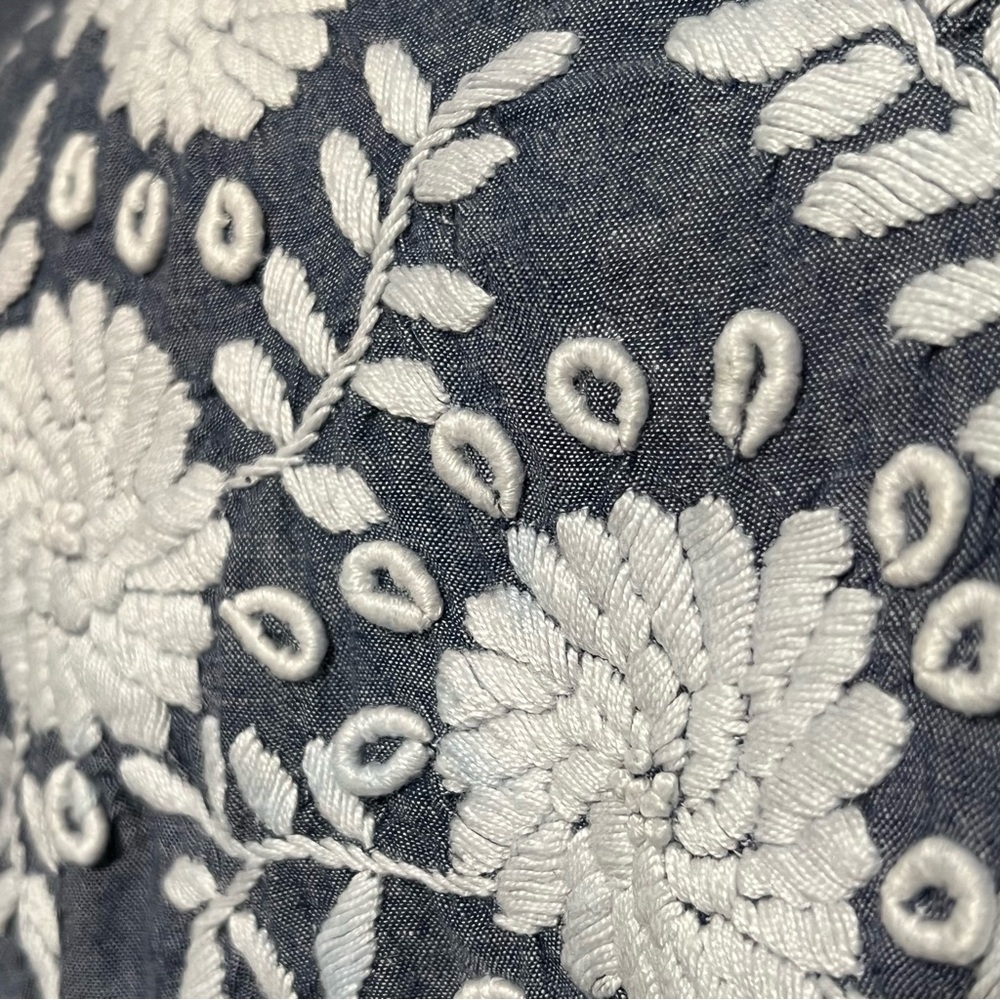 Abrazo Blue Mariano Chambray White Embroidery Shift Dress Size L - Picture 6 of 13
